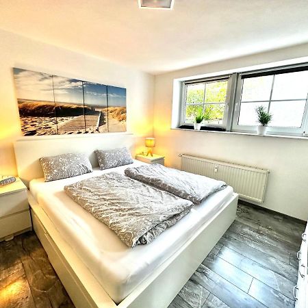 Modernes Apartment Mit Terrasse Und Highspeed Internet Zwischen Aalen Und Schwaebisch Gmuend Goggingen Buitenkant foto