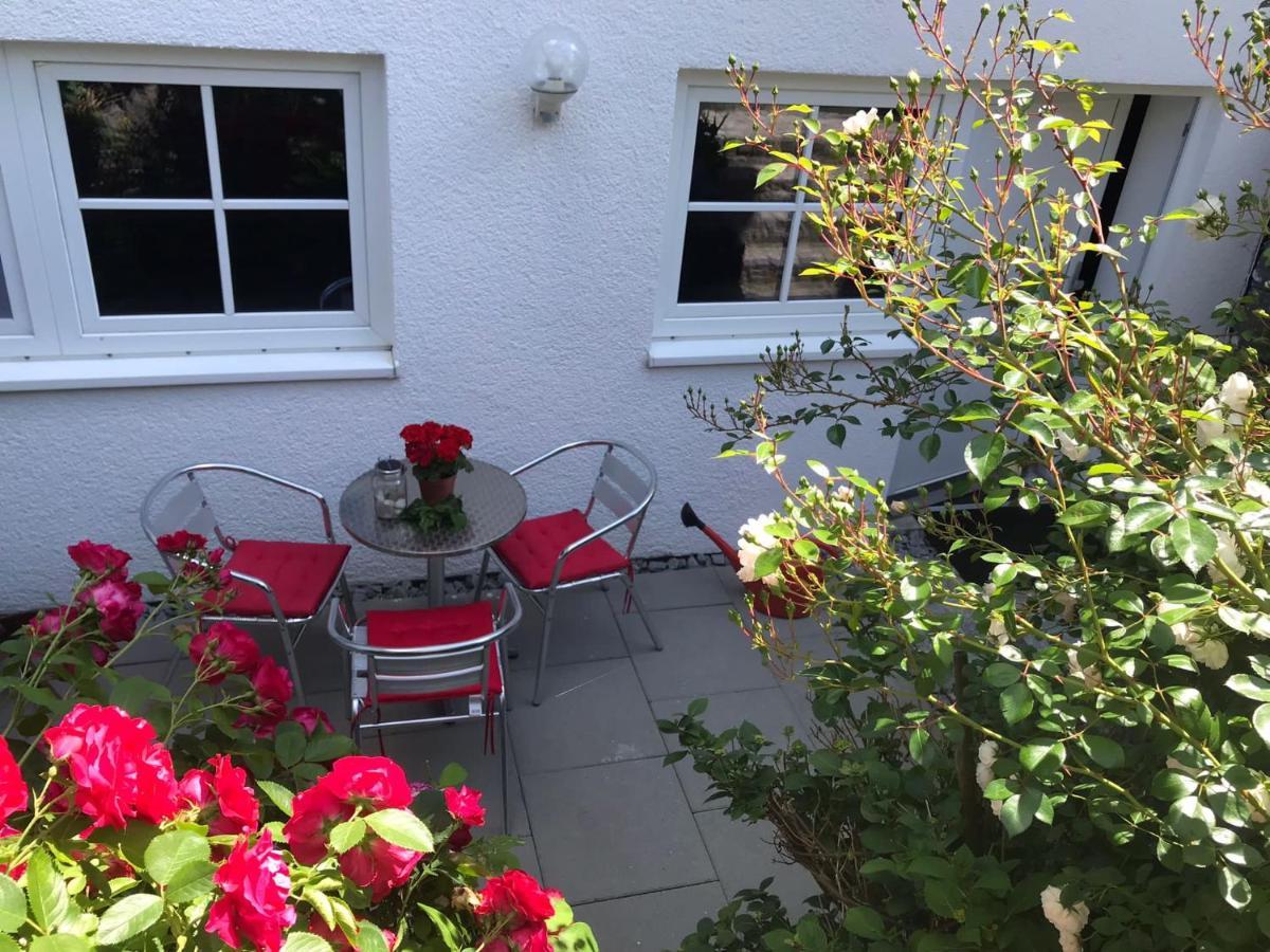 Modernes Apartment Mit Terrasse Und Highspeed Internet Zwischen Aalen Und Schwaebisch Gmuend Goggingen Buitenkant foto