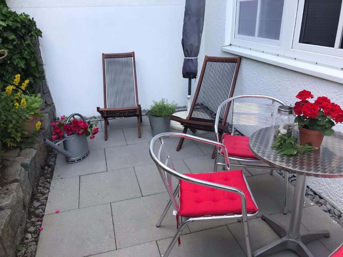 Modernes Apartment Mit Terrasse Und Highspeed Internet Zwischen Aalen Und Schwaebisch Gmuend Goggingen Buitenkant foto